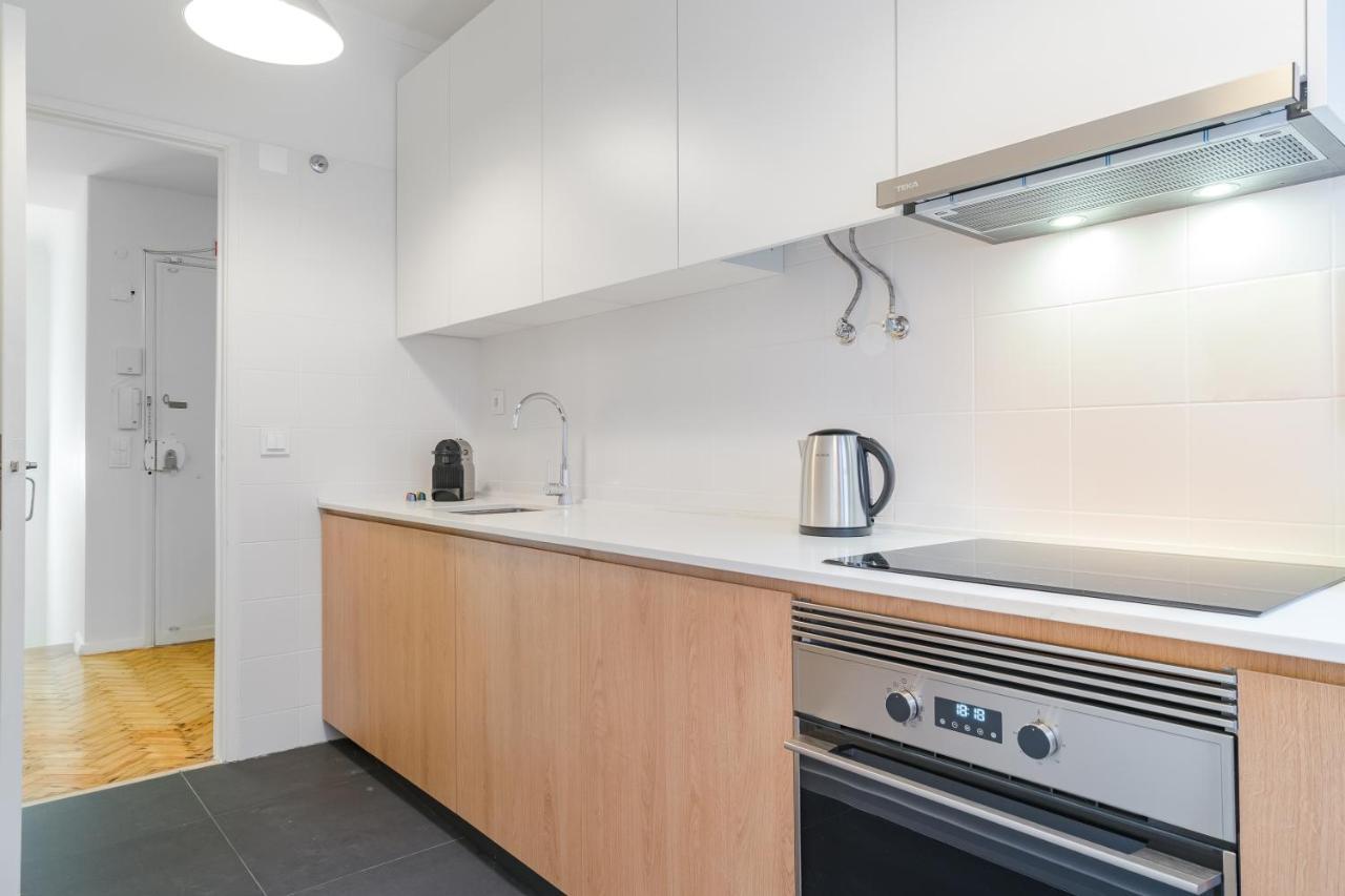 Casa Boma - Sunny And Spacious With Private Terrace - Alcantara Ii Apartamento Lisboa